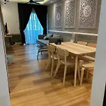 Adik Aisyah Muji Homestay Cameron Highlands N